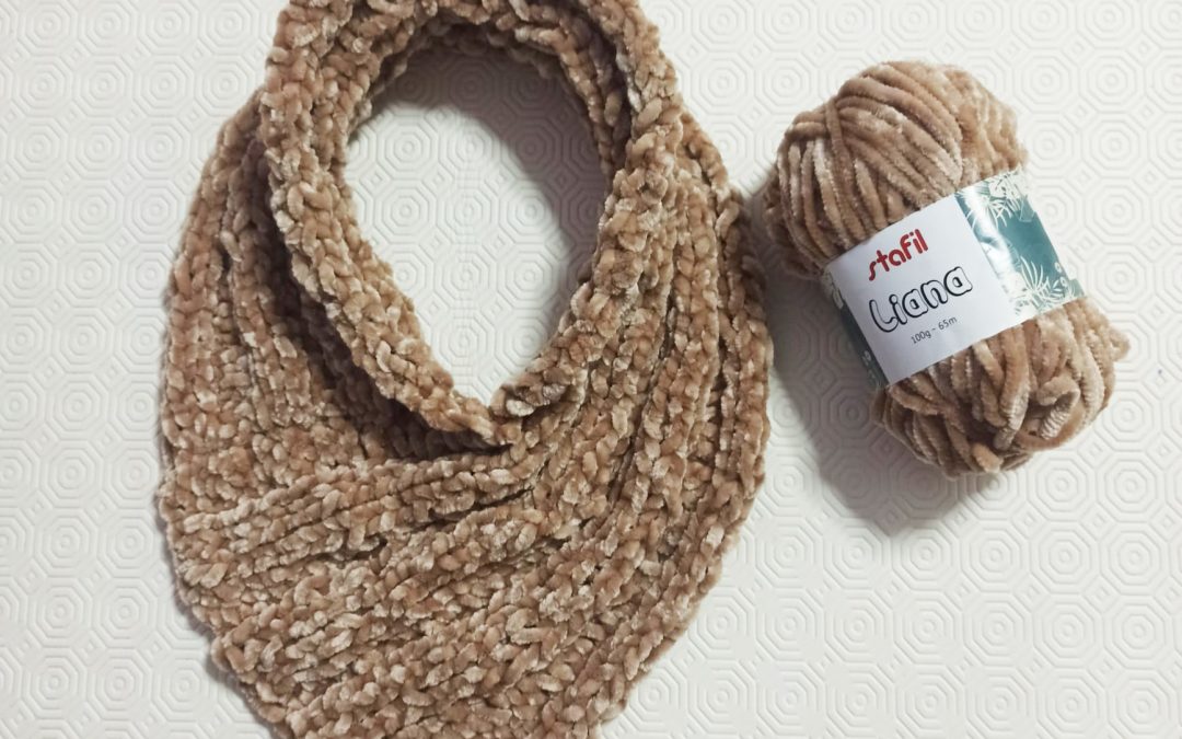 Chenille-Schal gestrickt #3355