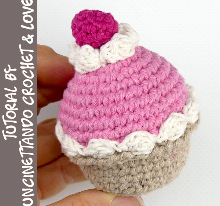 Amigurumi: Cupcake Sahne und Himbeeren #3382